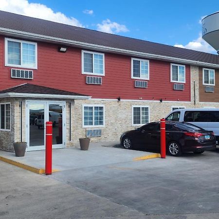 Rodeway Inn West Fargo Bagian luar foto
